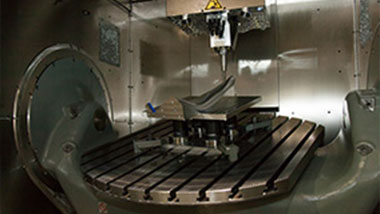 Maschinenpark CNC Fräsmaschine Hermle C60 Fräsraum